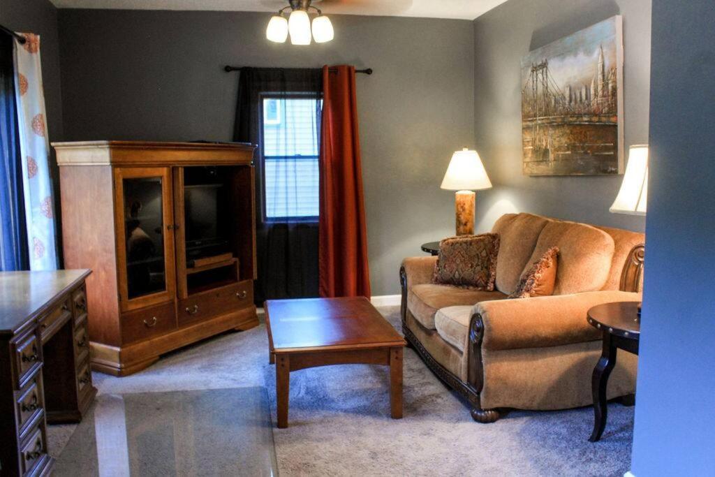Appartement Dartt'S Park Flat à Owatonna Extérieur photo